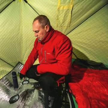 Термос ТОНАР 1000 мл. с ситечком, фиолетовый Термос ТОНАР 1000 мл. с ситечком, фиолетовый