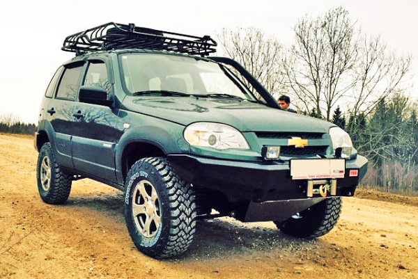 Бампер РИФ силовой передний Chevrolet Niva без защитной дуги