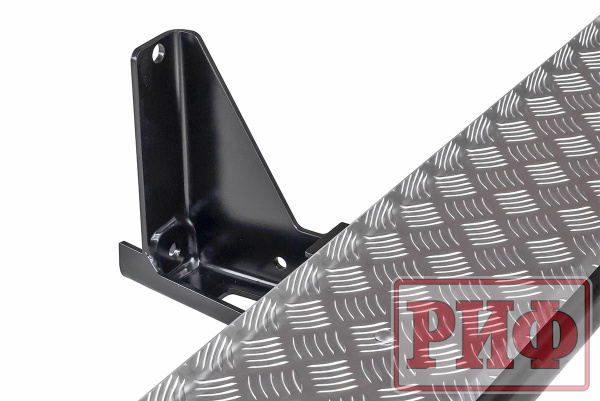 Пороги РИФ силовые Nissan Patrol Y61 до 2004 (MКПП) Пороги РИФ силовые Nissan Patrol Y61 до 2004 (MКПП)