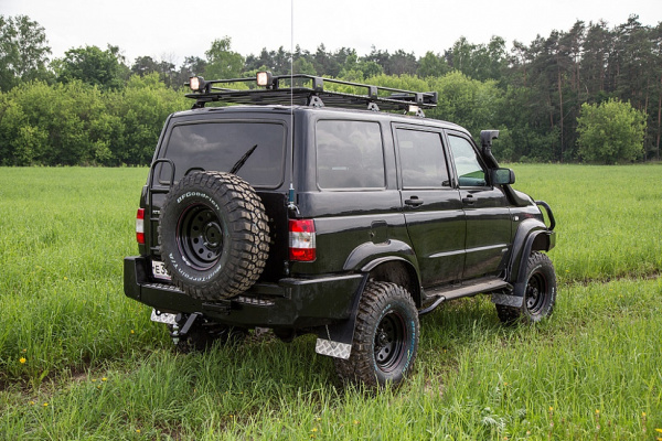 Бампер РИФ силовой задний УАЗ Патриот (2005-2014) с квадратом под фаркоп и калиткой стандарт