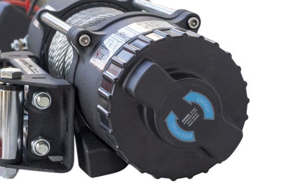 Лебёдка электрическая 12V Runva 4500A lbs