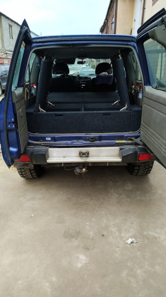 Органайзер для Nissan Patrol Y61 (2 выдв.ящика+спальник) Органайзер для Nissan Patrol Y61 (2 выдв.ящика+спальник)