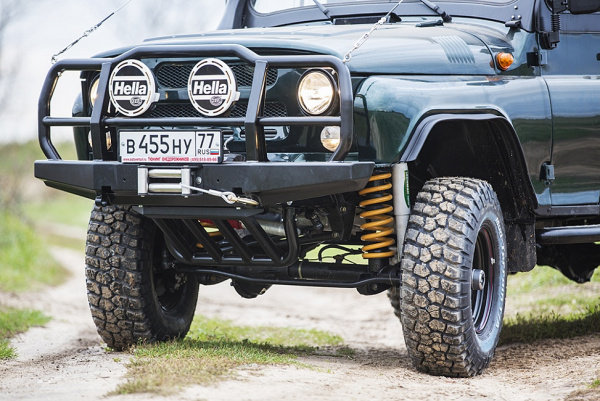 Бампер РИФ силовой передний УАЗ Хантер с защитной дугой, облегчённый (без внутренних усилителей)