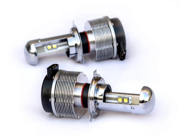 Лампы светодиодные HB3 9005 12V-24V 20W (к-т 2 шт.)