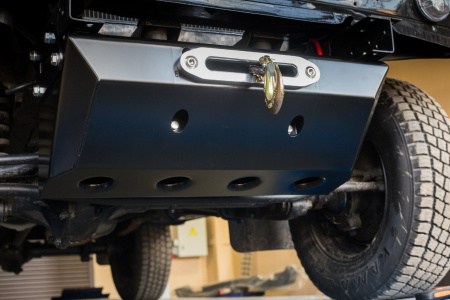 Площадка РИФ для скрытой установки лебёдки с защитой рулевых тяг УАЗ Хантер