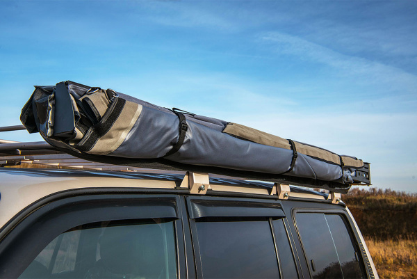 Маркиза автомобильная РИФ веерная, безопорная 2х2,3 м (левая) Маркиза автомобильная РИФ веерная, безопорная 2х2,3 м (левая)