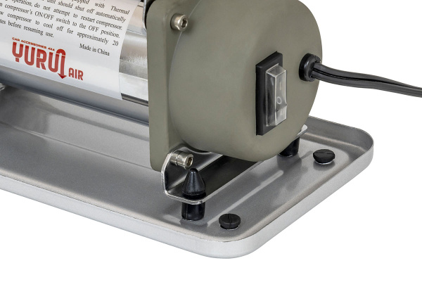 Компрессор автомобильный переносной YURUI 12В 75 л/мин 13,6 атм