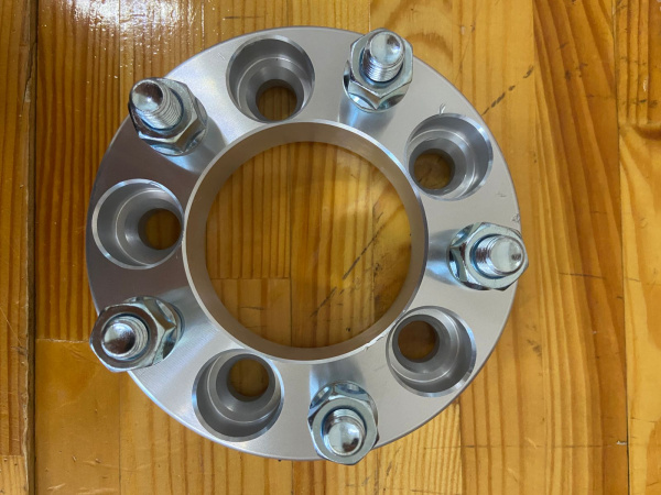 3 Проставки колесные РИФ 5x114.3, центр. отв. 82 мм, толщ. 30 мм (2 шт.) (уценка)