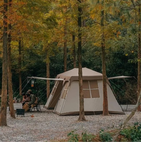 Палатка Naturehike Village 17, 4-местная, автоматическая, алюминиевый каркас, коричневая