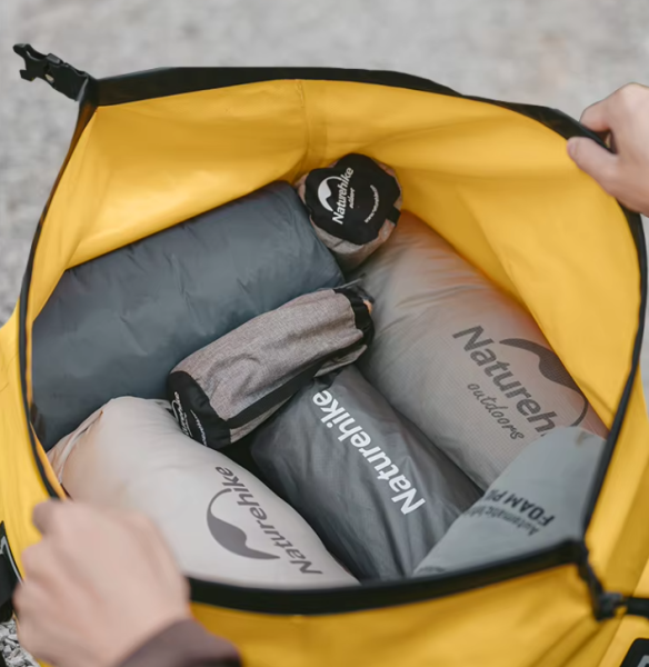 4 Гермосумка Naturehike 60 л ПВХ (желтая)