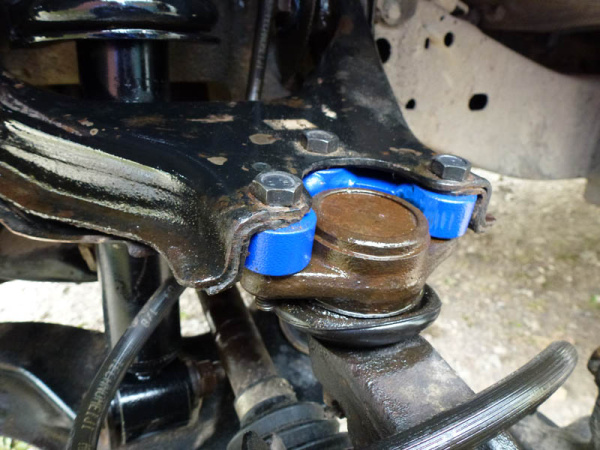 Проставки верхних шаровых опор Mitsubishi L200/Pajero/Pajero Sport 15 мм