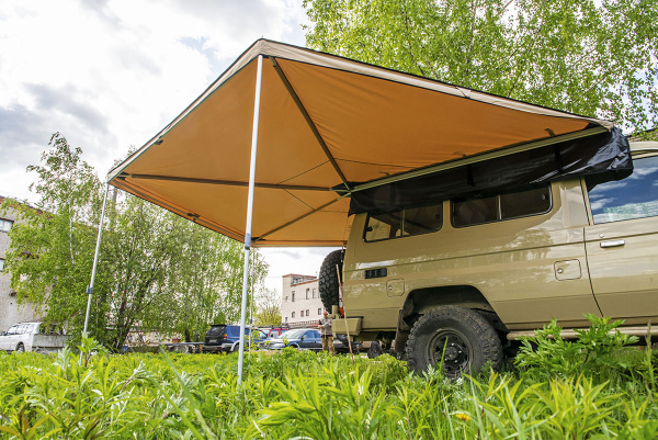 Маркиза автомобильная РИФ веерная 2,5х2,5 м (правая) Маркиза автомобильная РИФ веерная 2,5х2,5 м (правая)