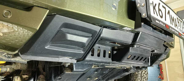 Площадка РИФ под лебёдку с защитой радиаторов в штатный бампер TANK 400