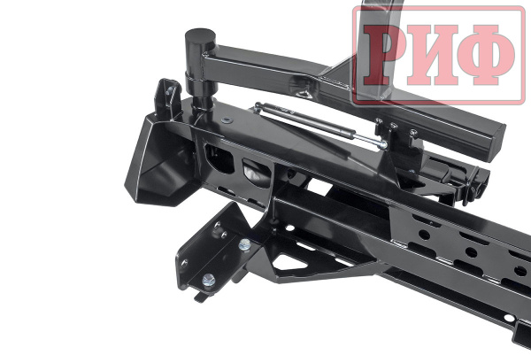 Бампер РИФ силовой задний Isuzu D-MAX (2012-2020) с квадратом под фаркоп, 2-мя калитками, фонарями, подсветкой номера, стандарт