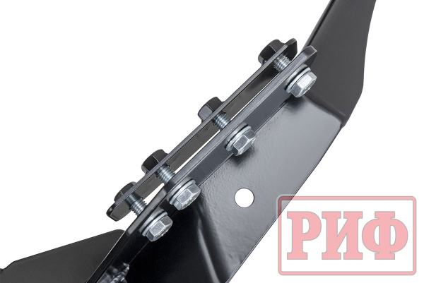 Бампер РИФ задний силовой/защита штатного бампера Mitsubishi Pajero Sport 2015-2020 c квадратом под фаркоп, калиткой, подсветкой номера