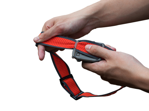 1 Фонарь налобный FENIX HL16 UltraLight 450 Lumen Black